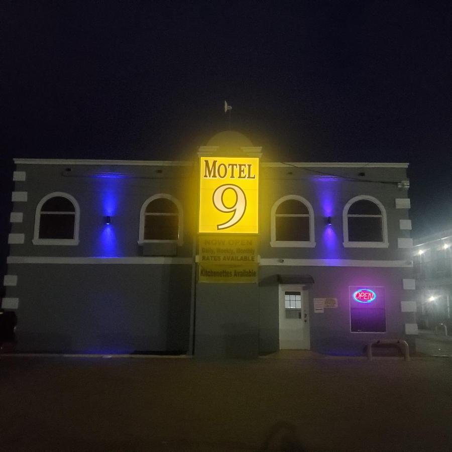 Motel 9 ラレド エクステリア 写真